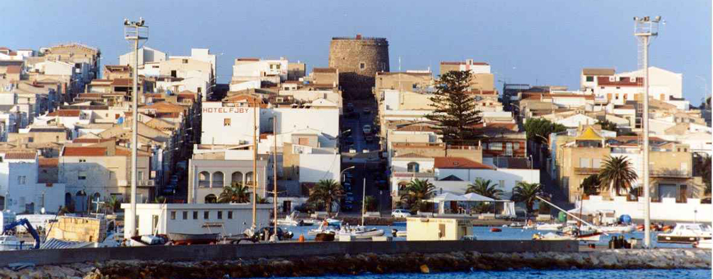 Calasetta desde el mar